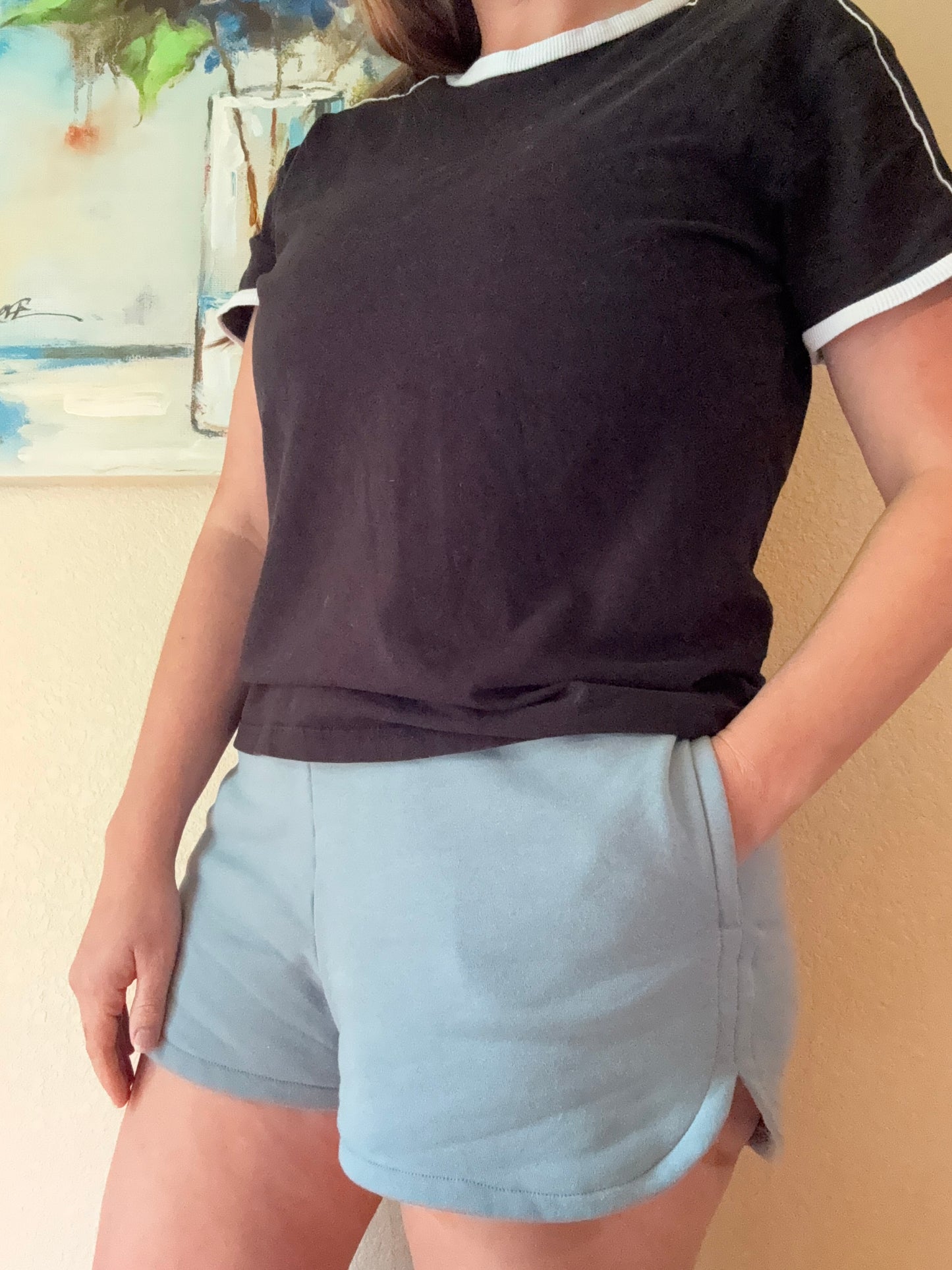 Scuba Elastic Waistband Dolphin Shorts with Pockets