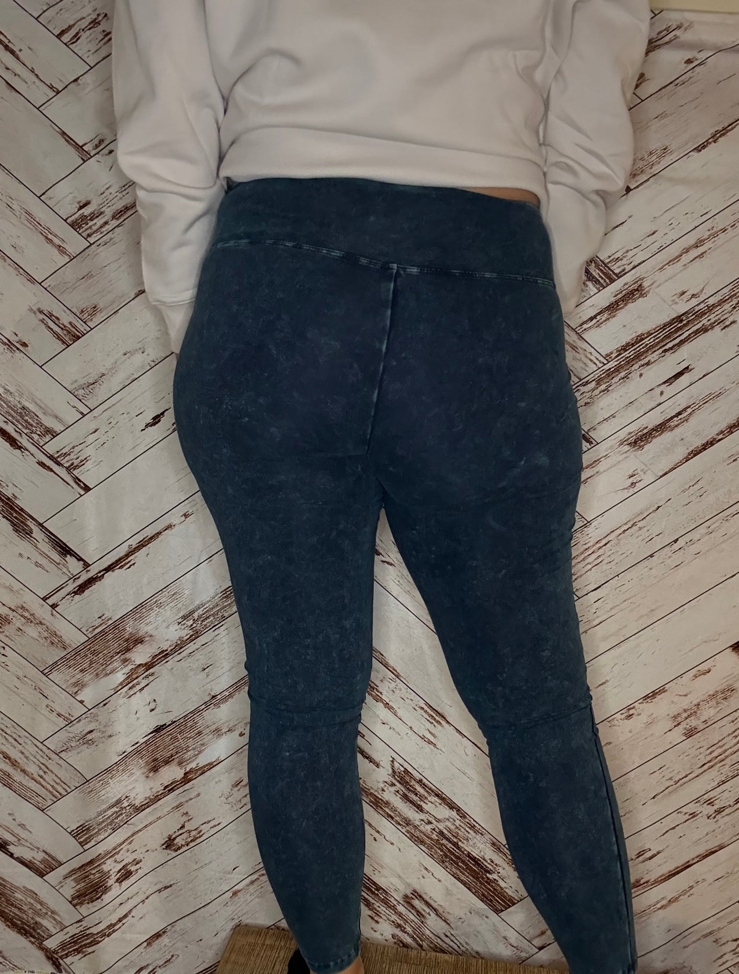 Mineral Washed Wide Waistband Yoga Leggings